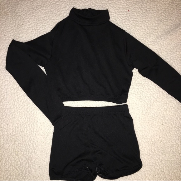 pizzazz Other - 🌸 cheerleading spanks & crop top set 🌸